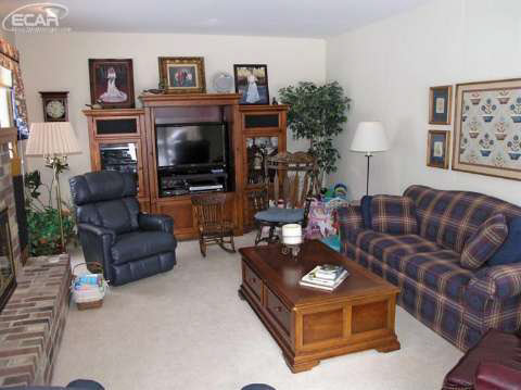 6302 Kings Pointe Road Grand Blanc, MI 48439 - Photo 9 of 37 20430272-8.JPG