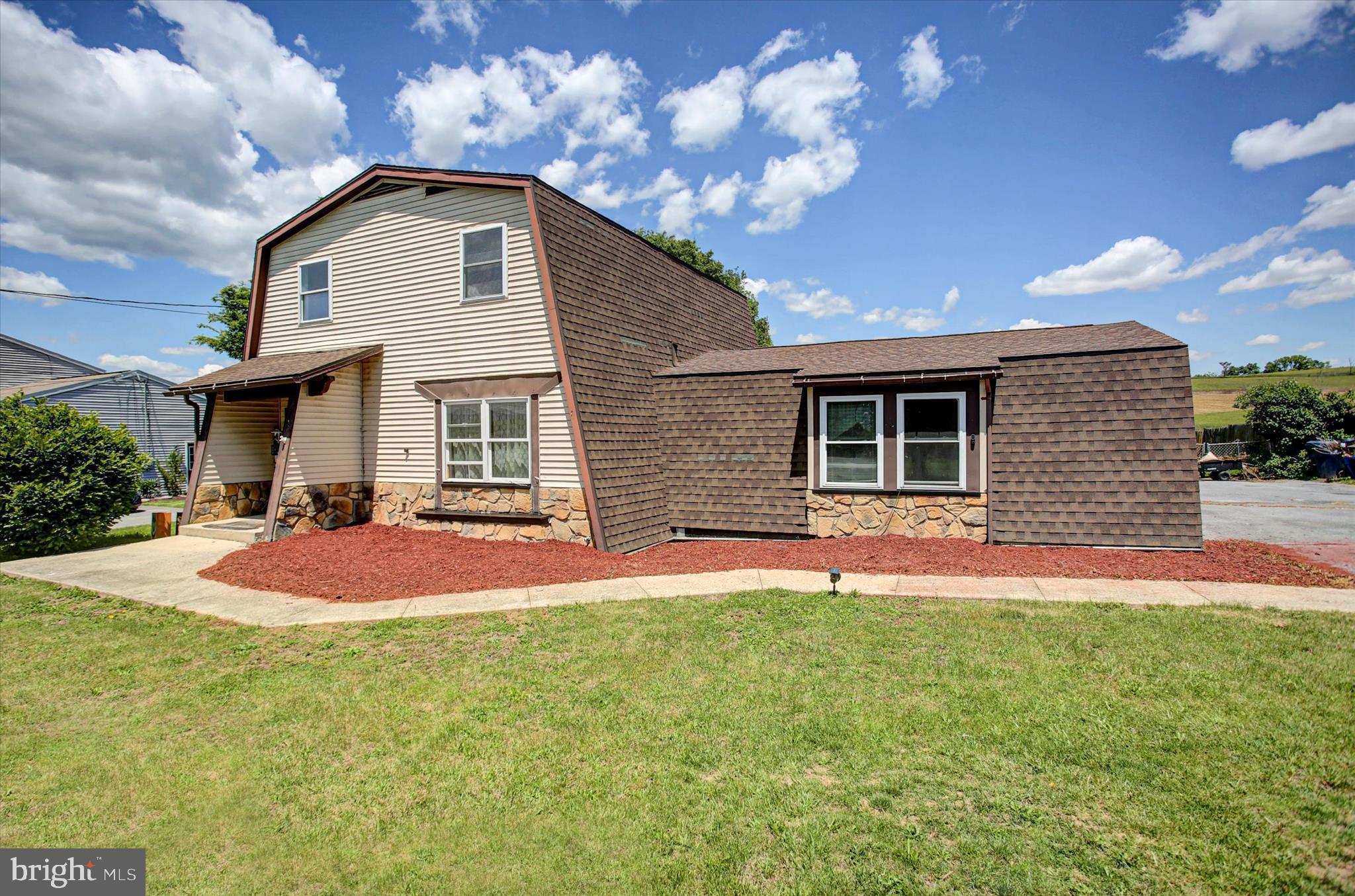 4521 Fort McCord Road Chambersburg, PA 17202 - Photo 5 of 35