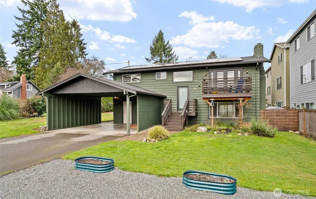 $939,900 | 215 Hubbard Road, Lynnwood, WA 98036