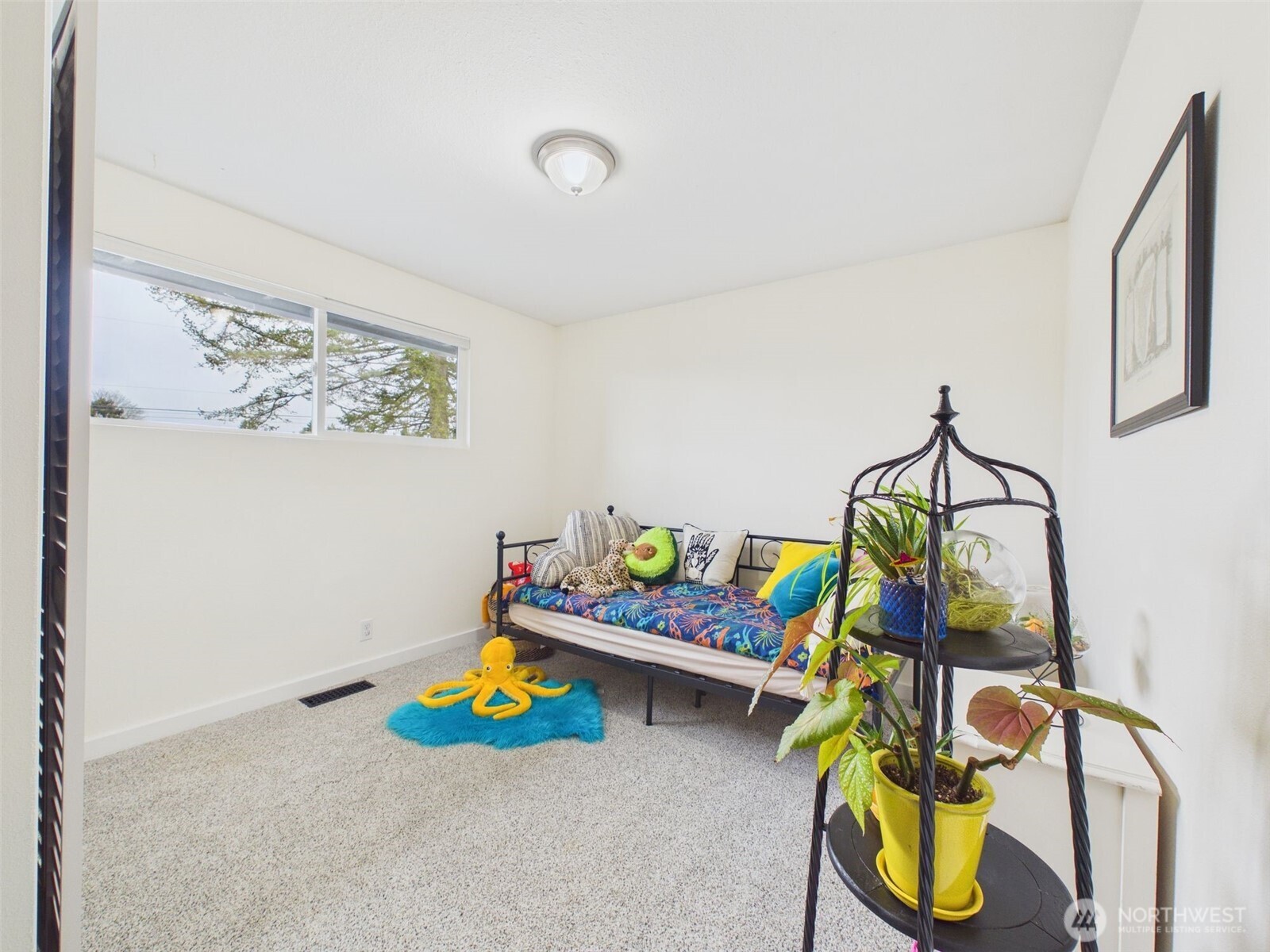 215 Hubbard Road Lynnwood, WA 98036 - Photo 14 of 28