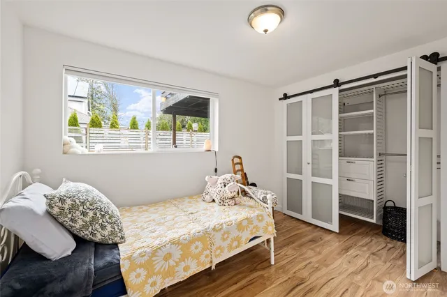 $939,900 | 215 Hubbard Road, Lynnwood, WA 98036