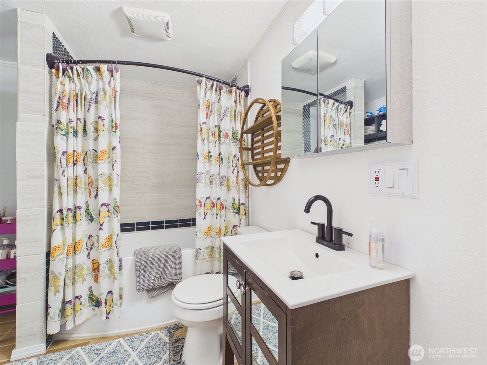 215 Hubbard Road Lynnwood, WA 98036 - Photo 26 of 28