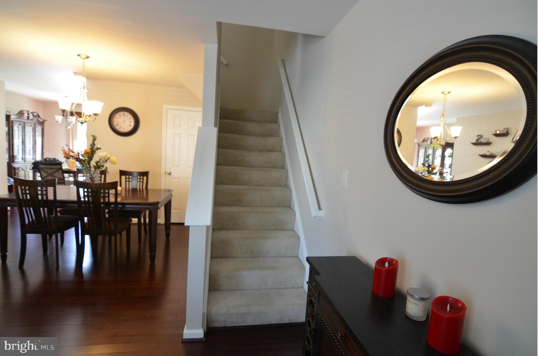 14817 Bolton Road Centreville, VA 20121 - Photo 5 of 27 Interior (General)