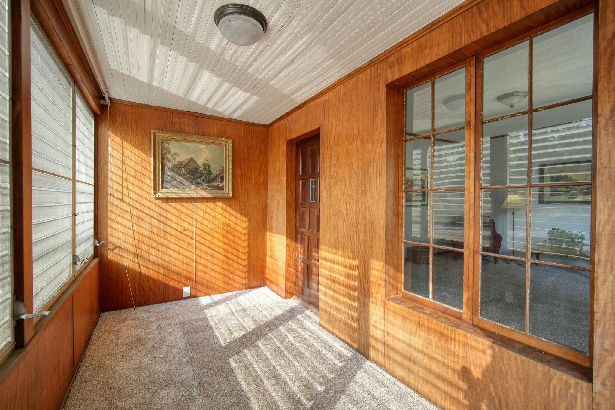717 South Dettman Road Jackson, MI 49203 - Photo 5 of 44 5