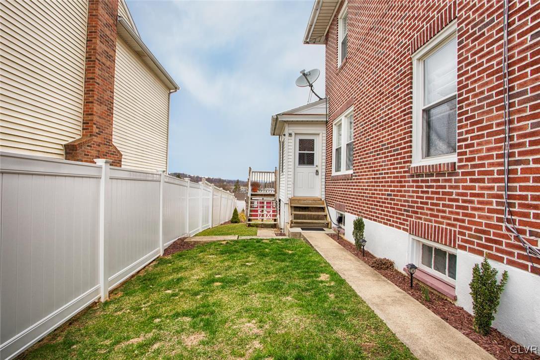 115 Roth Avenue Hellertown, PA 18055 - Photo 22 of 23 Gallery Image 22
