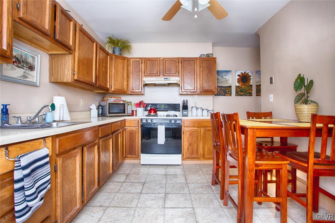 115 Roth Avenue Hellertown, PA 18055 - Photo 6 of 23 Gallery Image 6