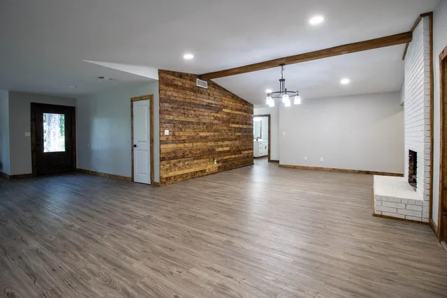 $584,999 | 492 Other, Maud, TX 75567