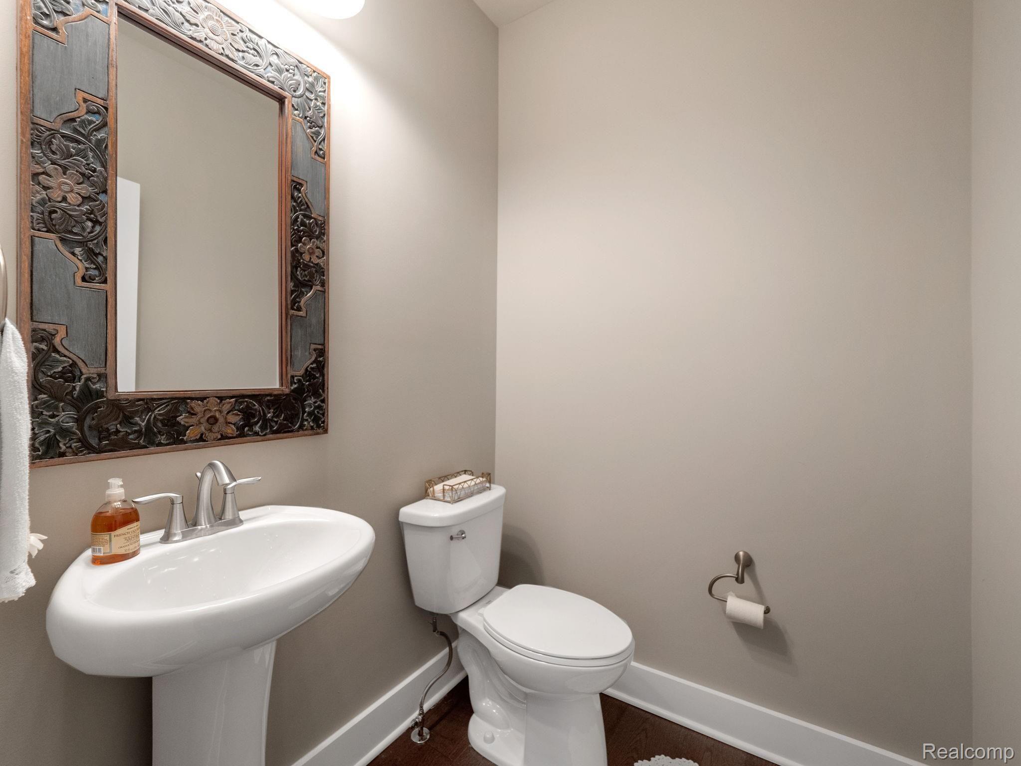 1105 Prescott Drive Rochester, MI 48309 - Photo 47 of 58 52-web-or-mls-P2233307.jpg