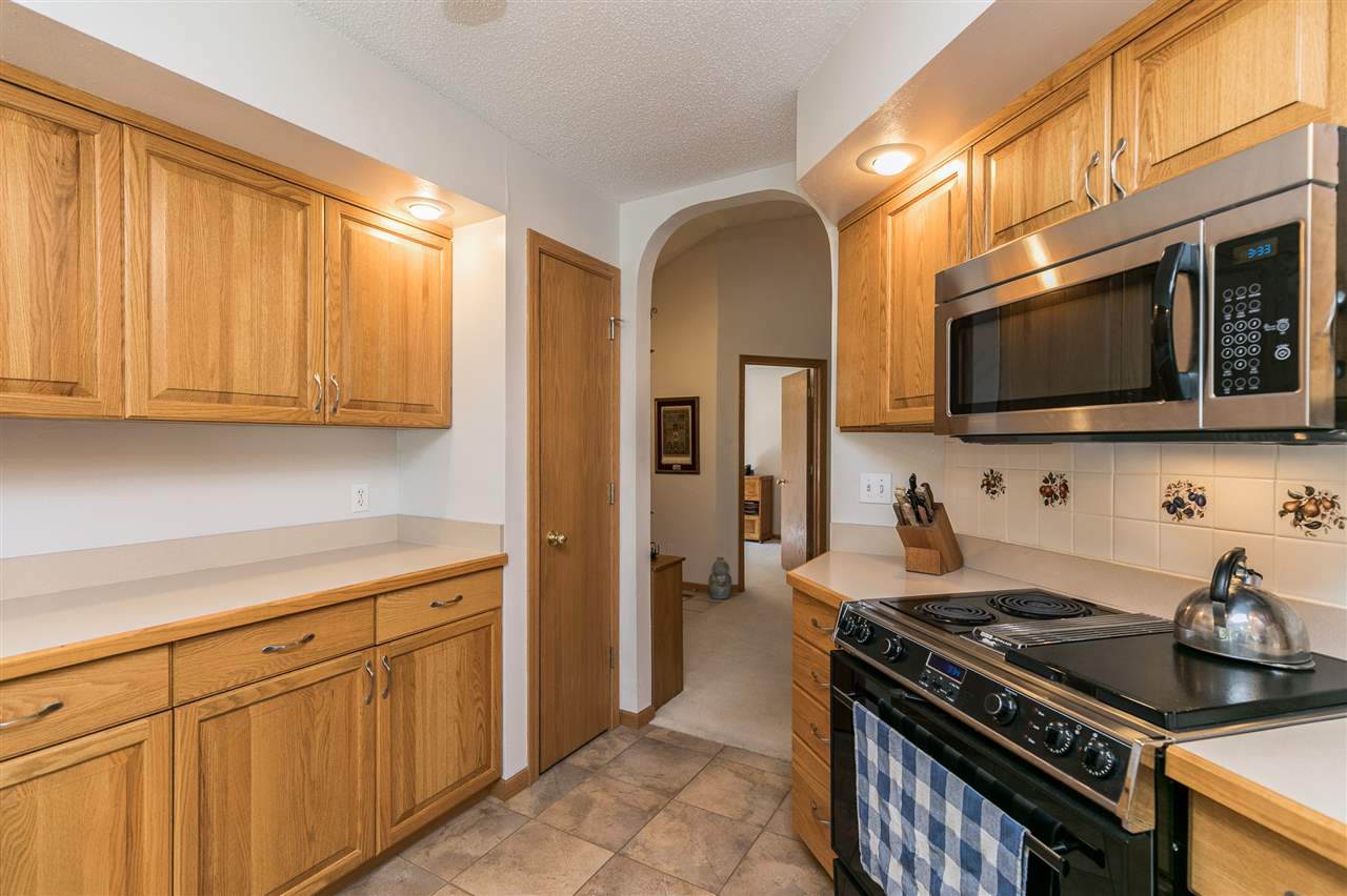 1942 Meadow Ridge Lane Iowa City, IA 52245 - Photo 21 of 50 Gallery Image 21