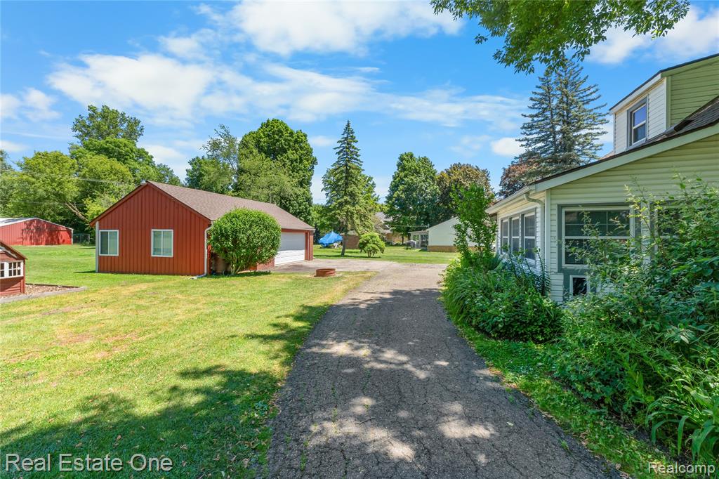 50000 Willis Road Belleville, MI 48111 - Photo 32 of 34