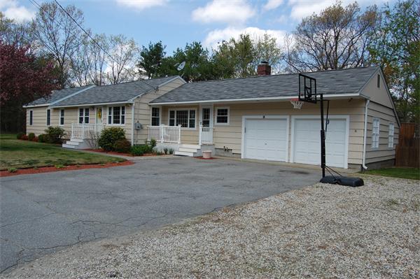 46 Meadowbrook Road Chelmsford, MA 01863 - Photo 1 of 21
