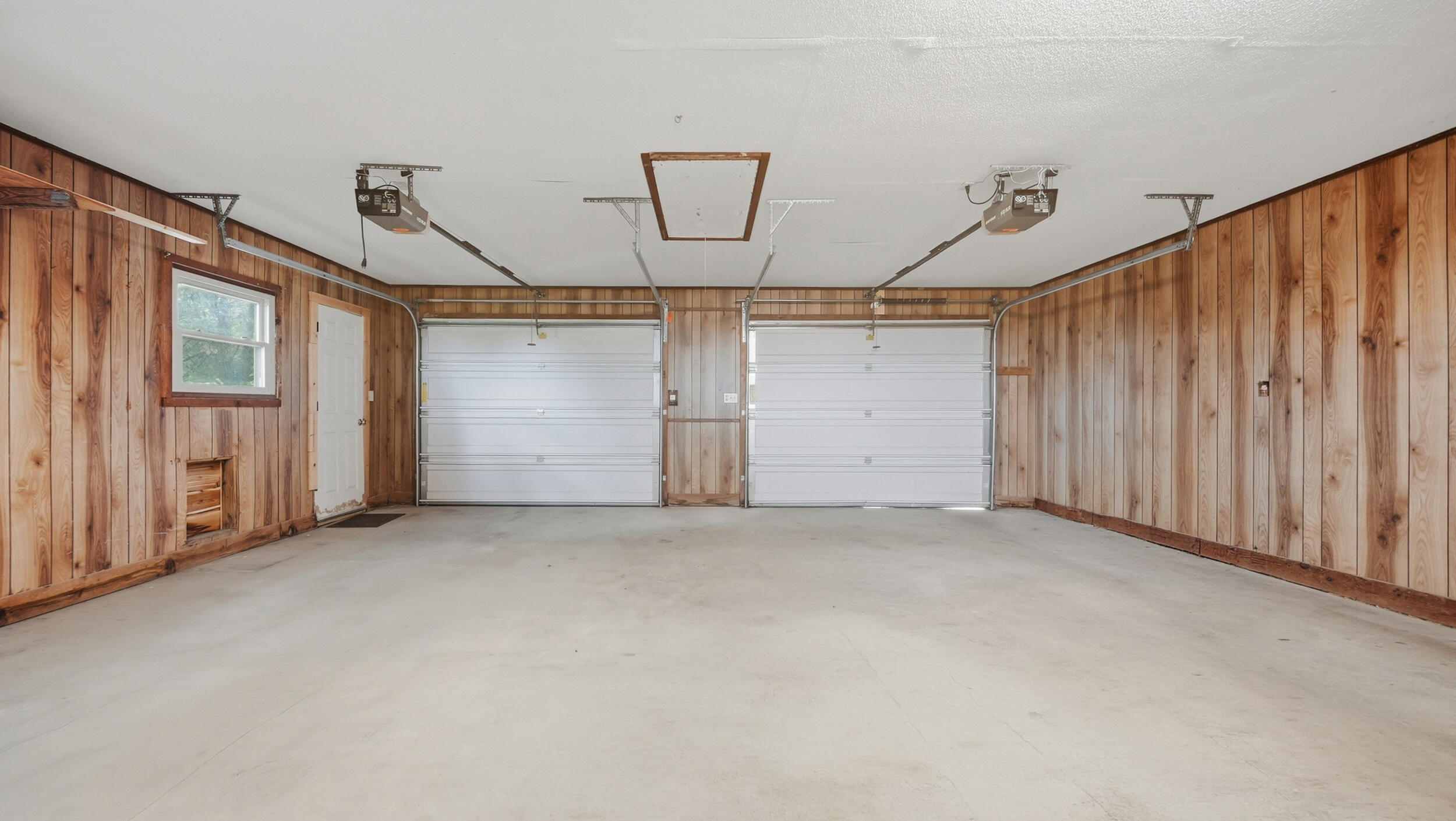 12024 Laurbrow Road Soddy-Daisy, TN 37379 - Photo 25 of 36 21_21_12024 laurbrow rd-21