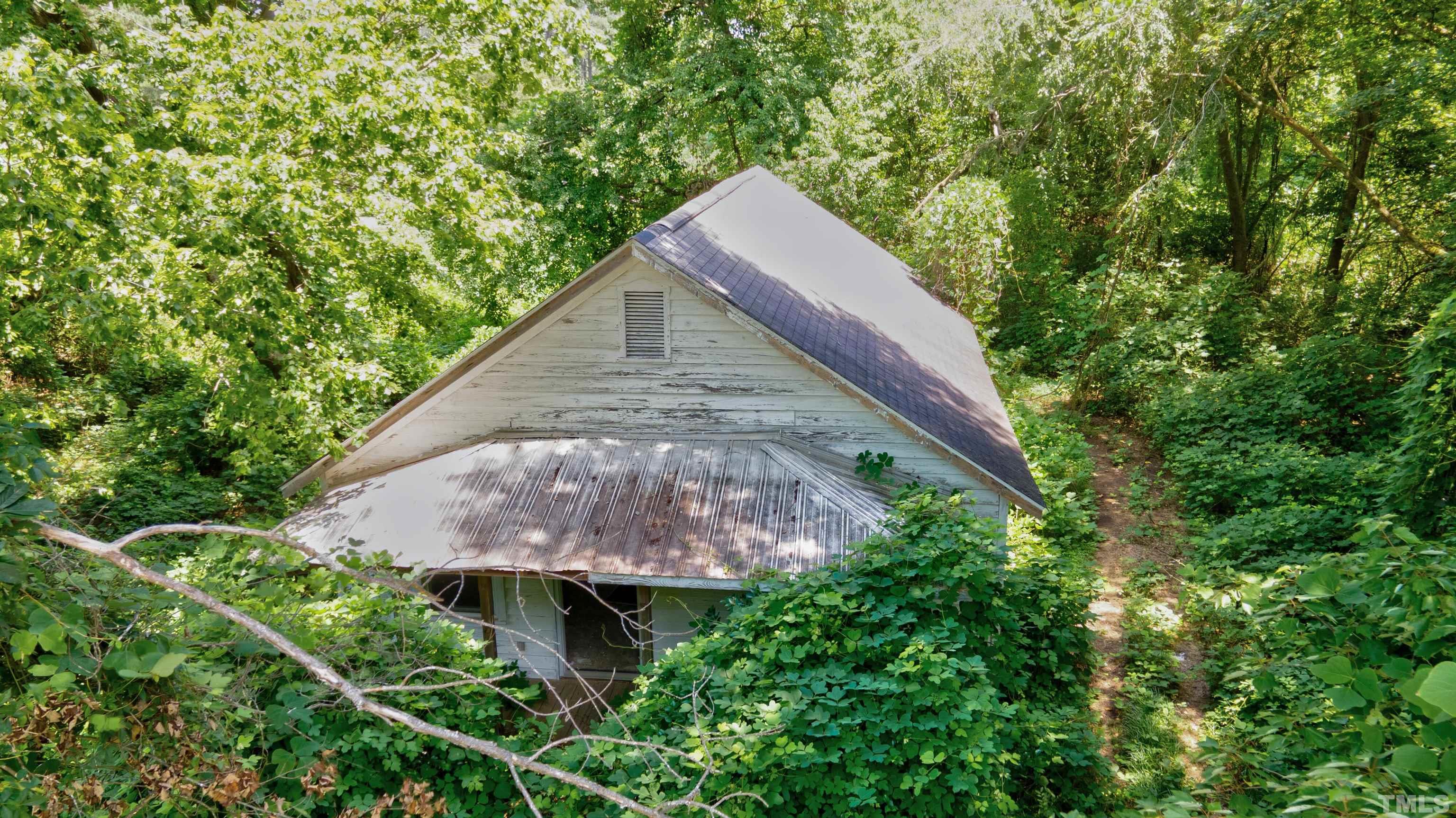 519 Baltimore Road Warrenton, NC 27589 - Photo 8 of 11