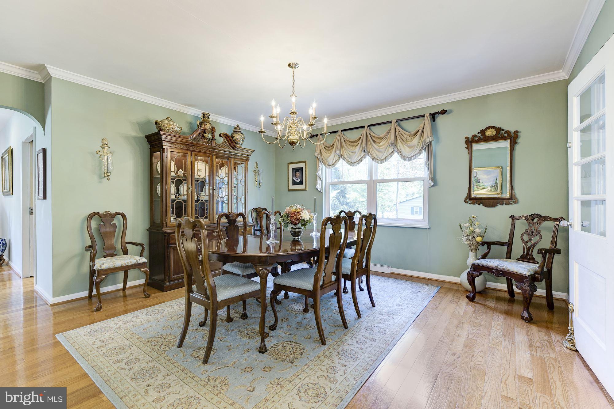 102 St Davids Road Cherry Hill, NJ 08002 - Photo 14 of 35 Dining Rm