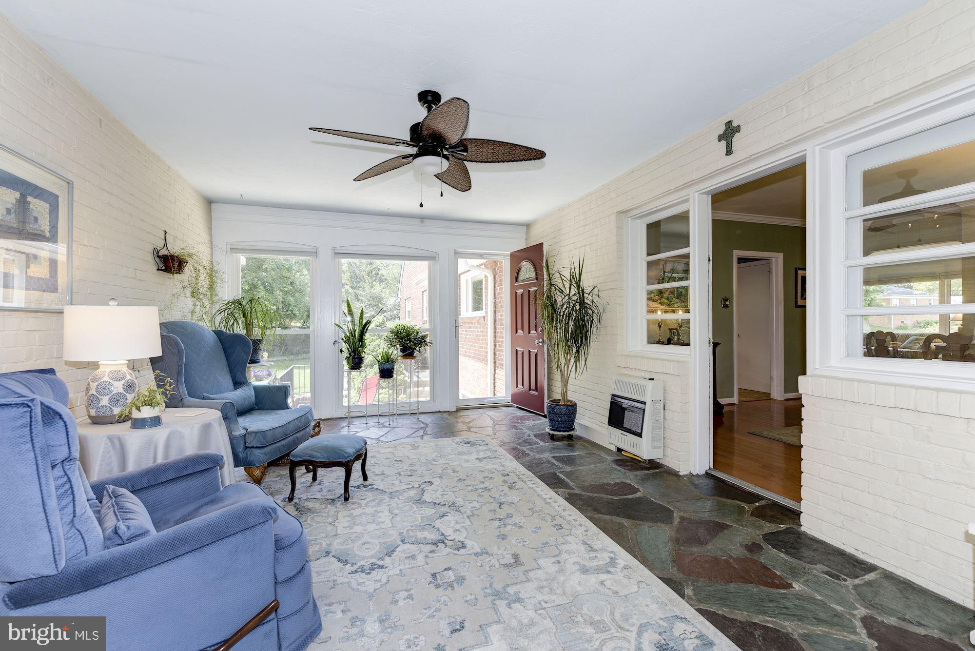 102 St Davids Road Cherry Hill, NJ 08002 - Photo 17 of 35 Opens to Back Patio