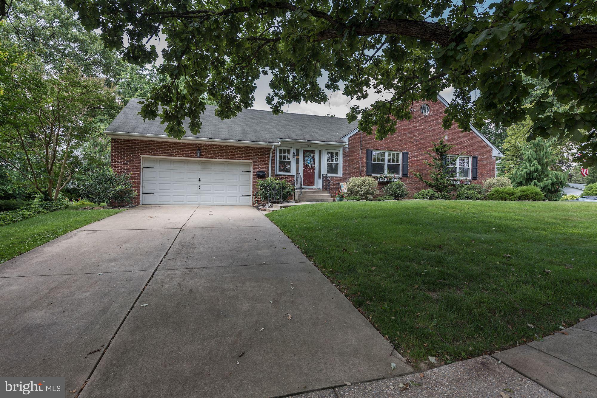 102 St Davids Road Cherry Hill, NJ 08002 - Photo 7 of 35 2 Car Garage