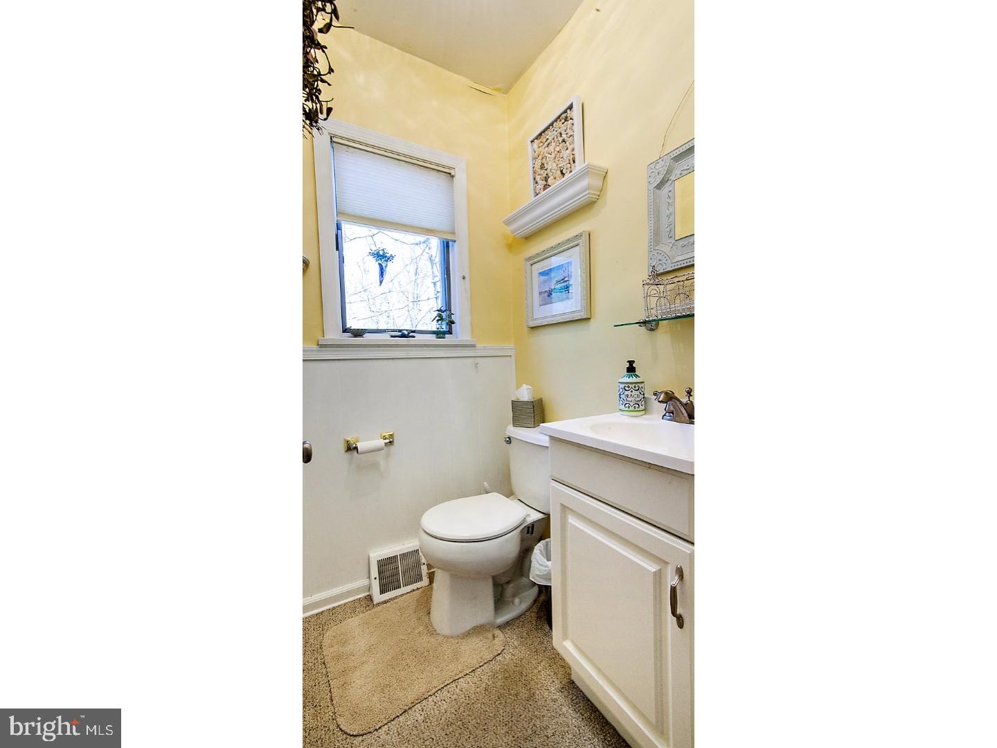605 Linnet Road Norristown, PA 19403 - Photo 16 of 25 Half Bath