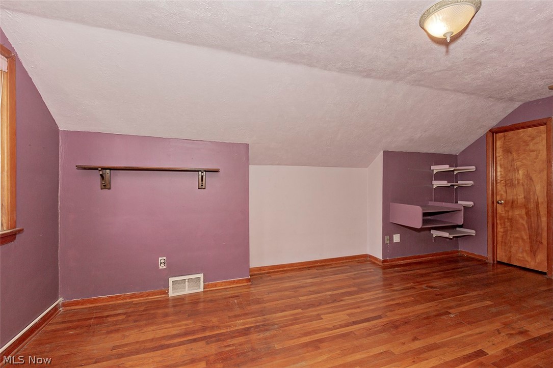 4633 Liberty Road Cleveland, OH 44121 - Photo 29 of 35