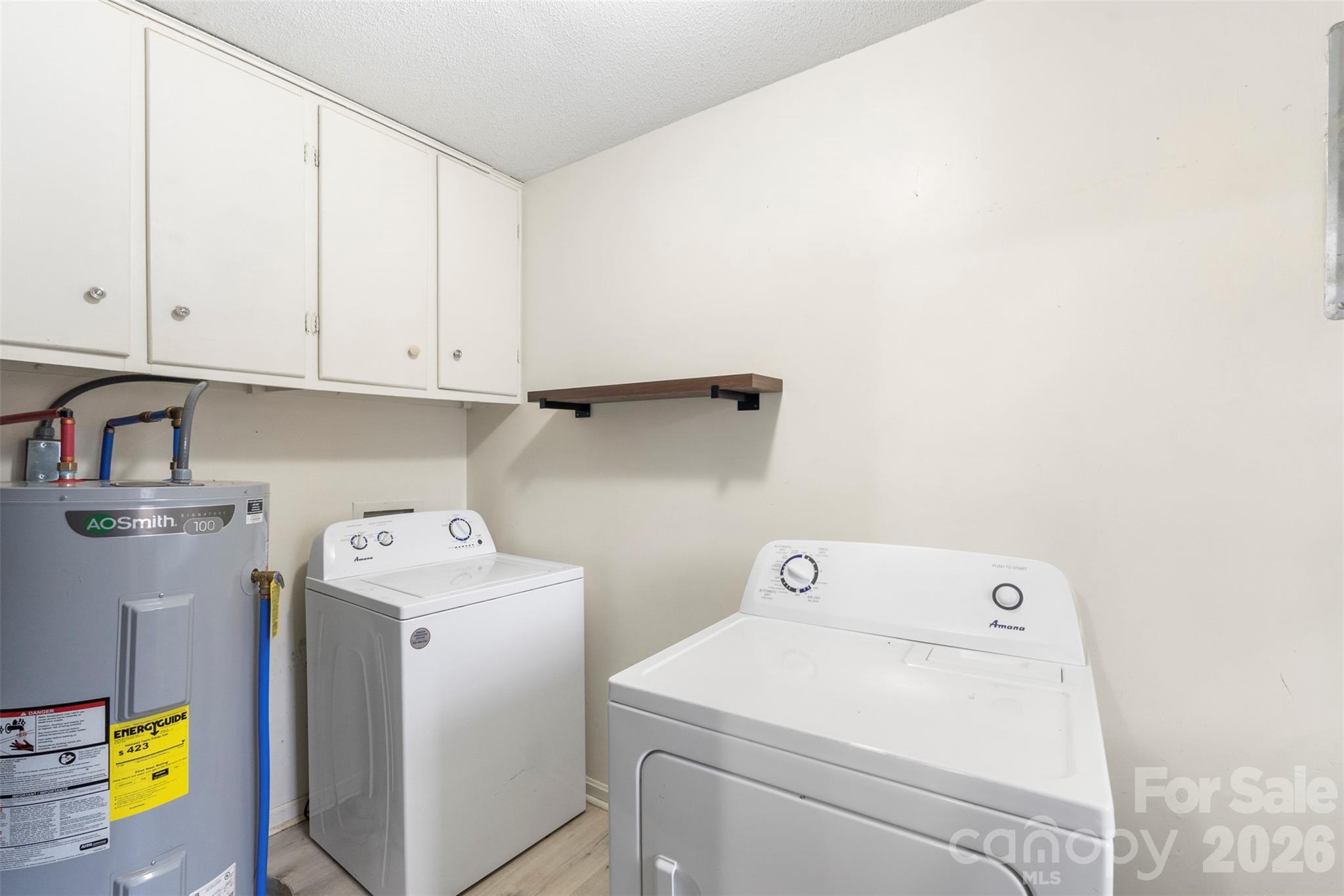 1152 Faulkner Road Clover, SC 29710 - Photo 14 of 39 a utility room with dryer and washer