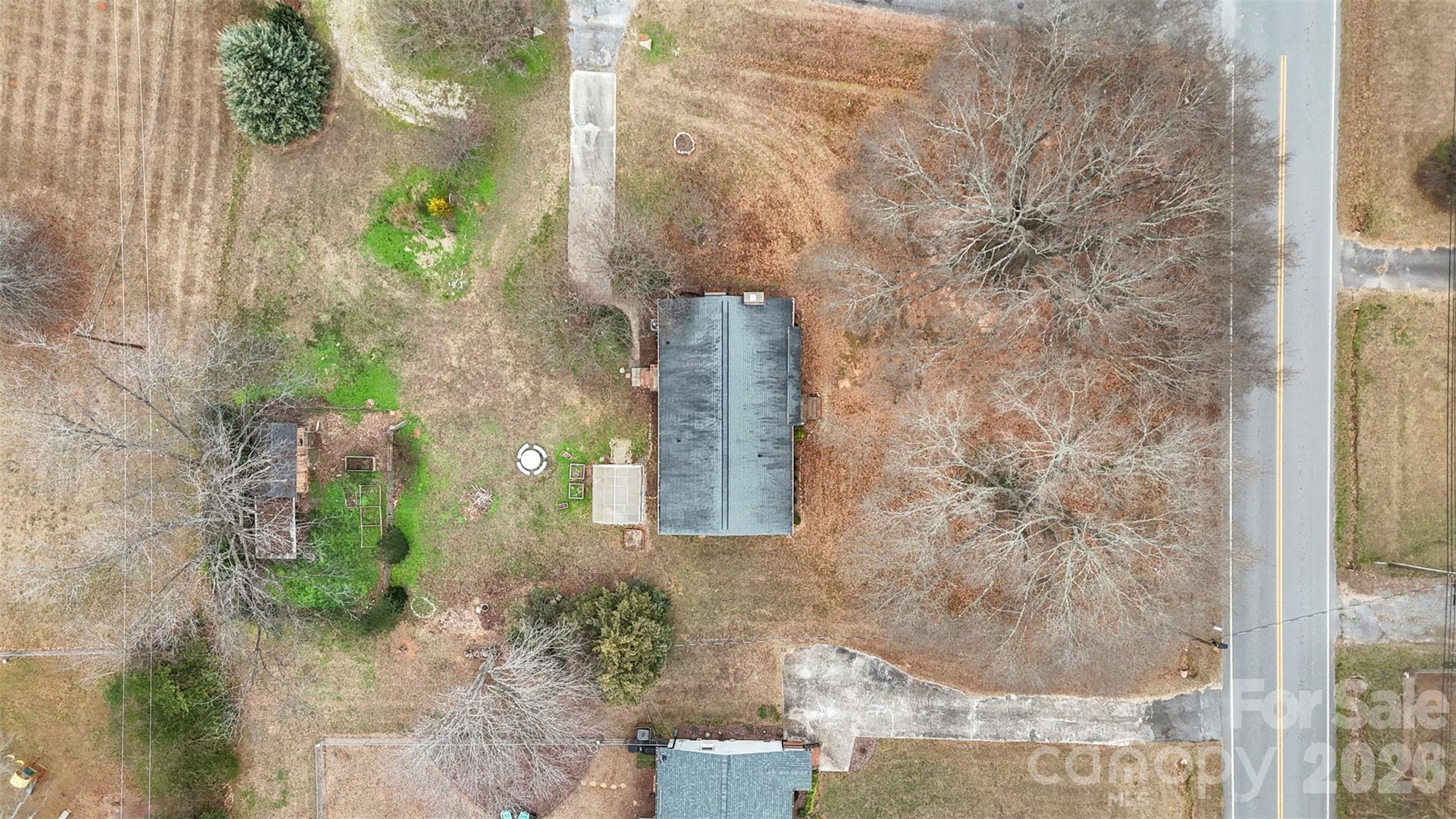 1152 Faulkner Road Clover, SC 29710 - Photo 35 of 39 a brick building with a yard