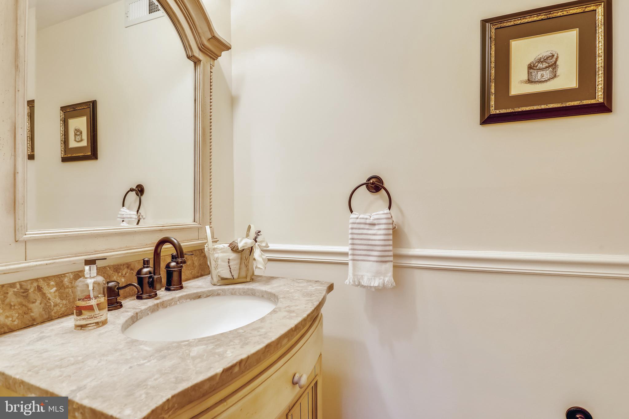 8821 Cold Spring Road Potomac, MD 20854 - Photo 14 of 33
