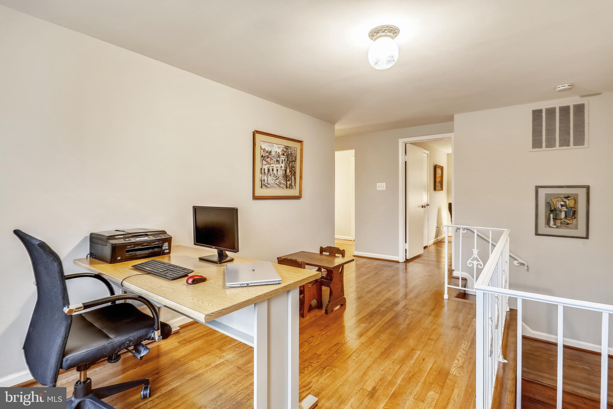 8821 Cold Spring Road Potomac, MD 20854 - Photo 18 of 33