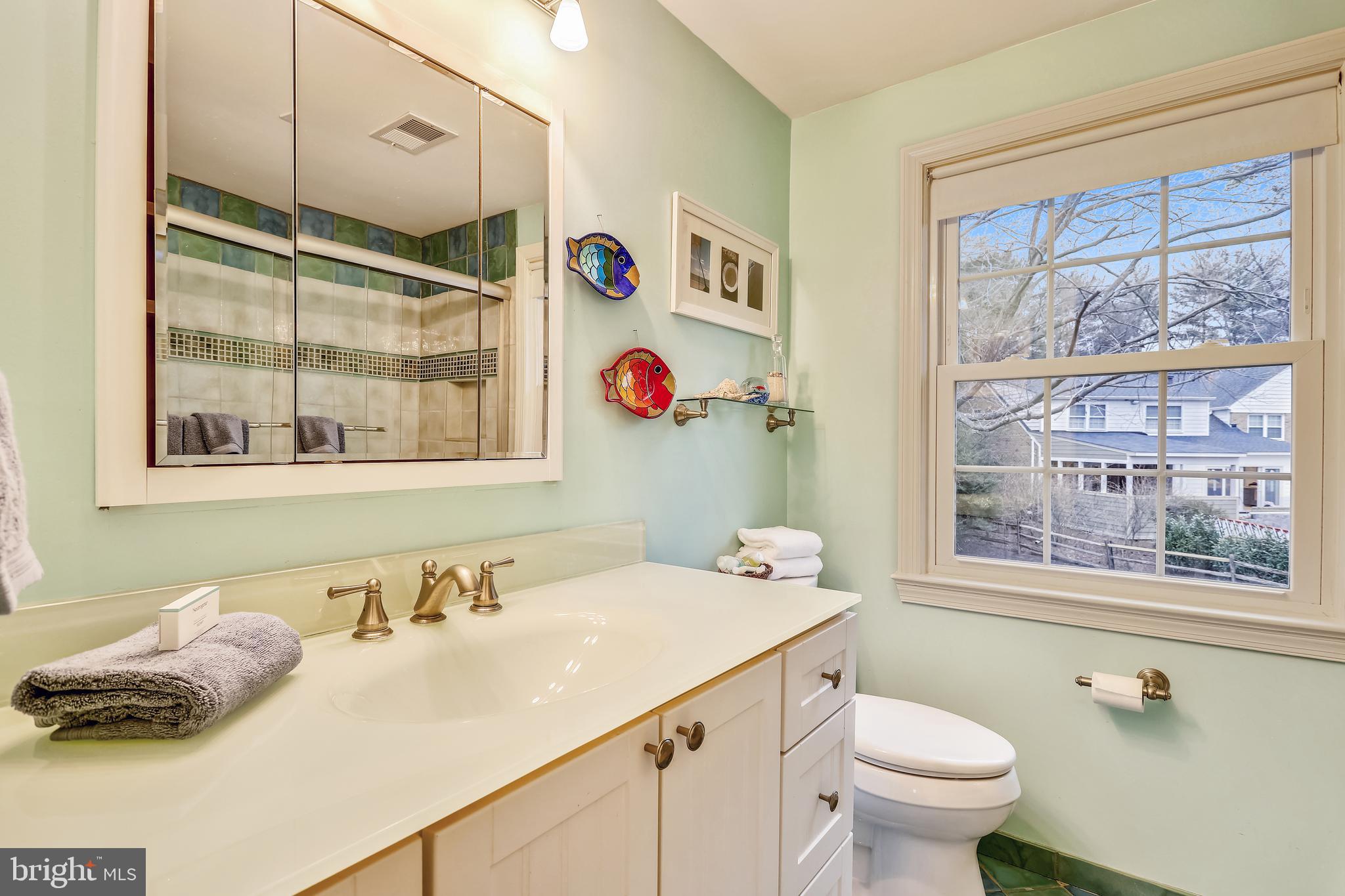 8821 Cold Spring Road Potomac, MD 20854 - Photo 24 of 33
