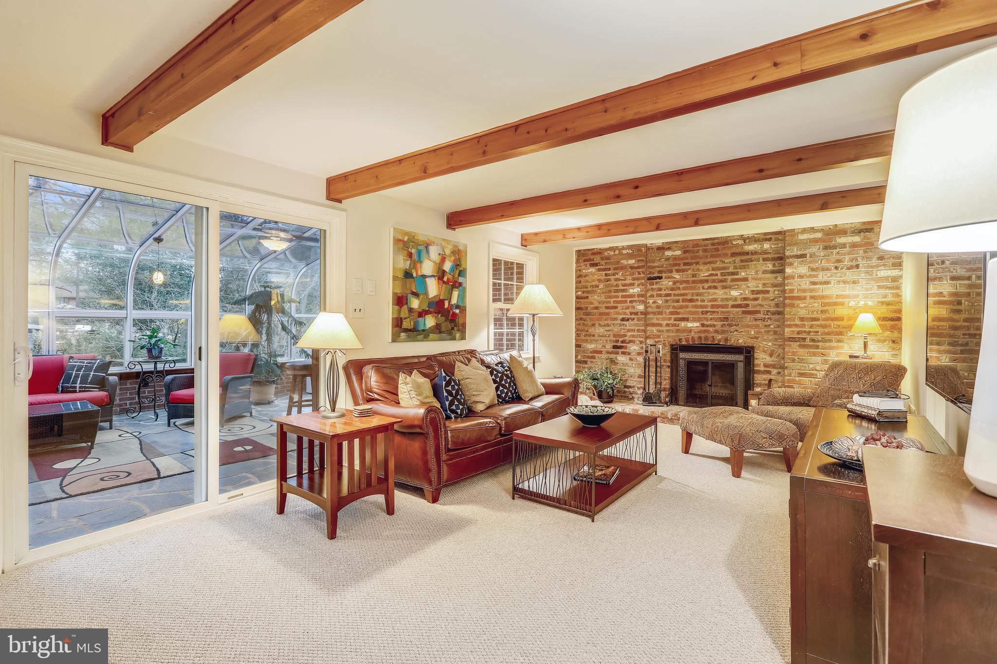 8821 Cold Spring Road Potomac, MD 20854 - Photo 6 of 33