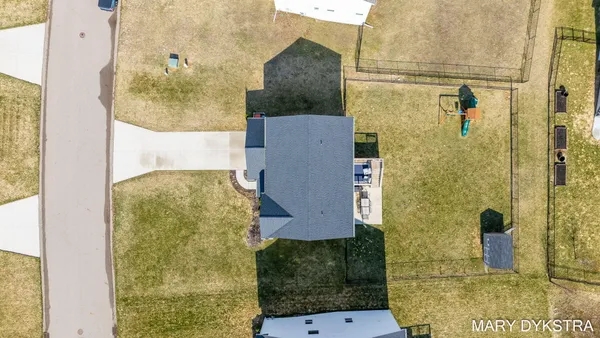$450,000 | 14482 Tupelo Drive, West Olive, MI 49460