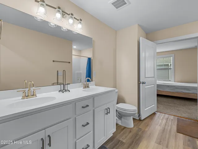 $2,000 | 306 Starfish Lane, Sneads Ferry, NC 28460