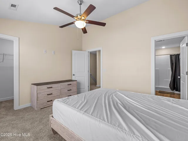 $2,000 | 306 Starfish Lane, Sneads Ferry, NC 28460