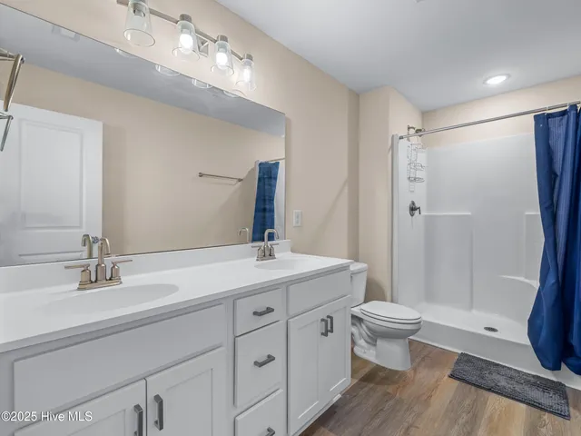 $2,000 | 306 Starfish Lane, Sneads Ferry, NC 28460