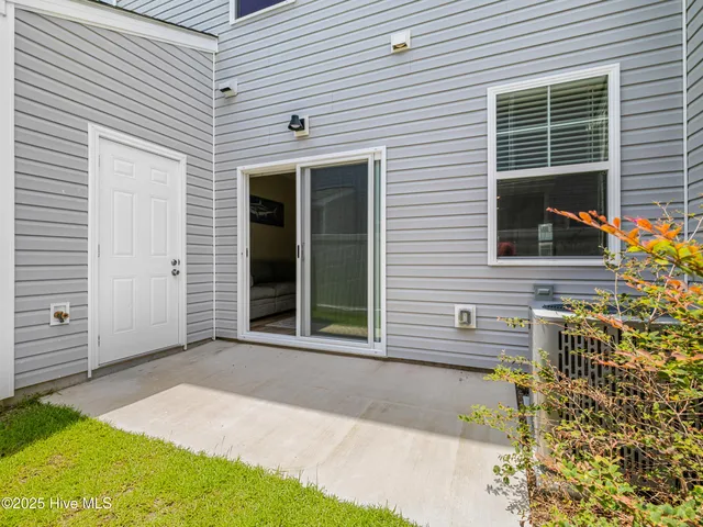 $2,000 | 306 Starfish Lane, Sneads Ferry, NC 28460