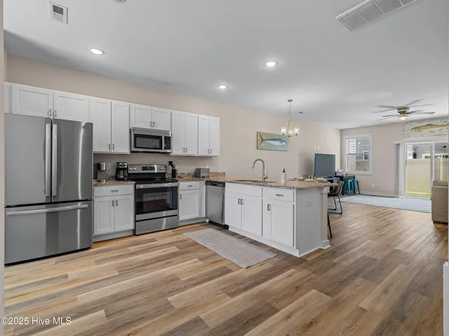 $2,000 | 306 Starfish Lane, Sneads Ferry, NC 28460