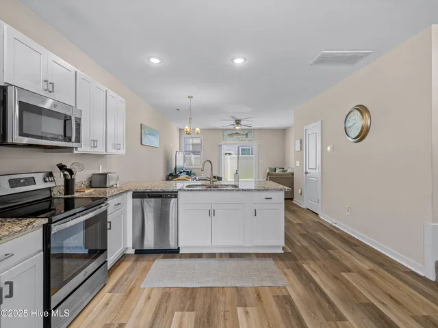 $2,000 | 306 Starfish Lane, Sneads Ferry, NC 28460