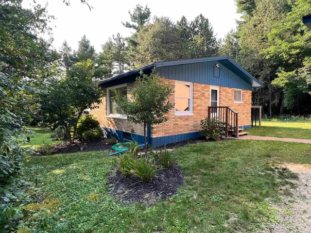 $275,000 | N1845 William Drive, Waupaca, WI 54981