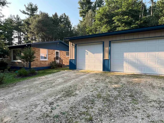 $275,000 | N1845 William Drive, Waupaca, WI 54981