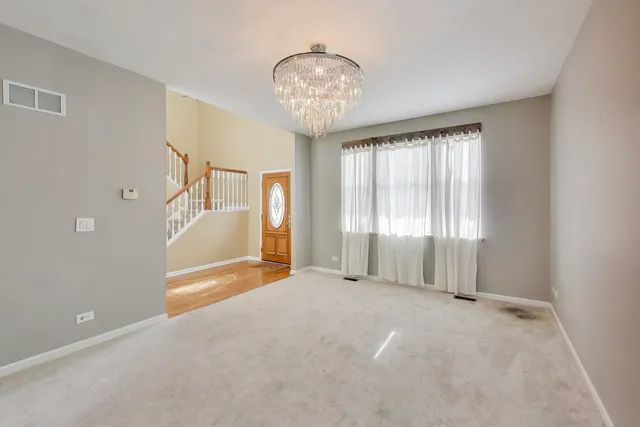 $3,400 | 410 Arlington Lane, Grayslake, IL 60030