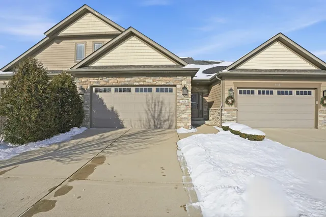 $469,900 | 9170 West 107th Place, St. John, IN 46373