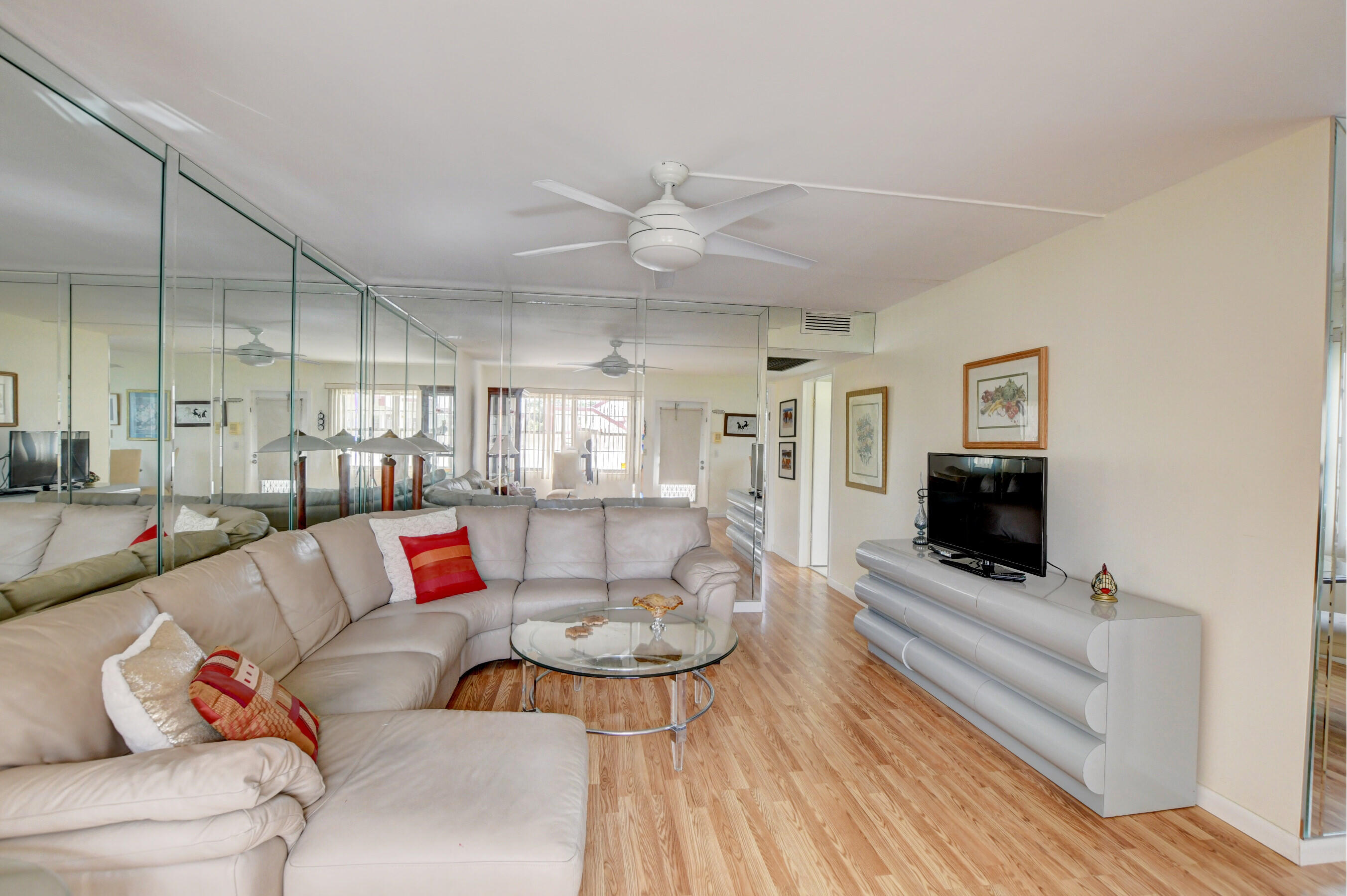 150 Fanshaw D Boca Raton, FL 33434 - Photo 5 of 48 EBF_4555And4more