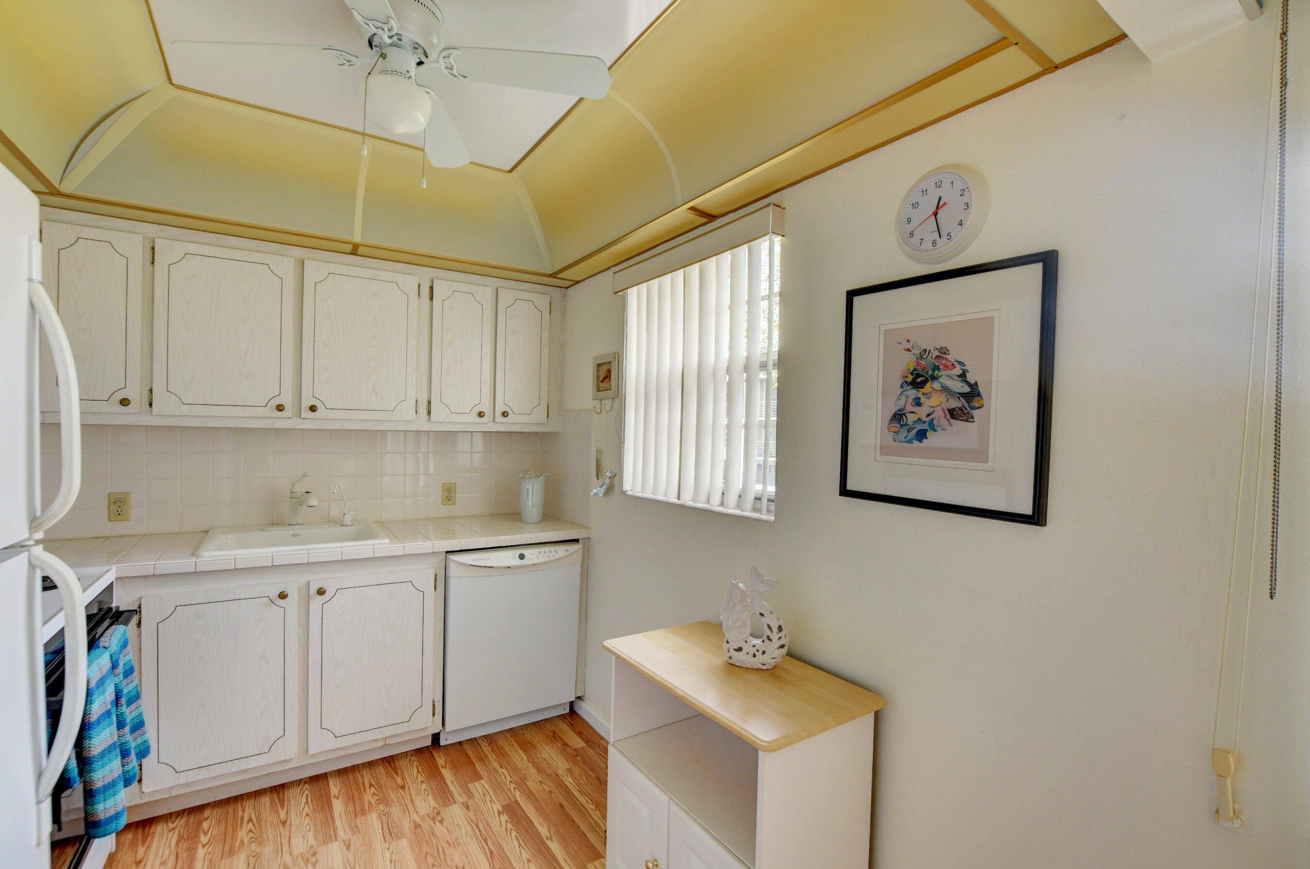 150 Fanshaw D Boca Raton, FL 33434 - Photo 9 of 48 EBF_4575And4more