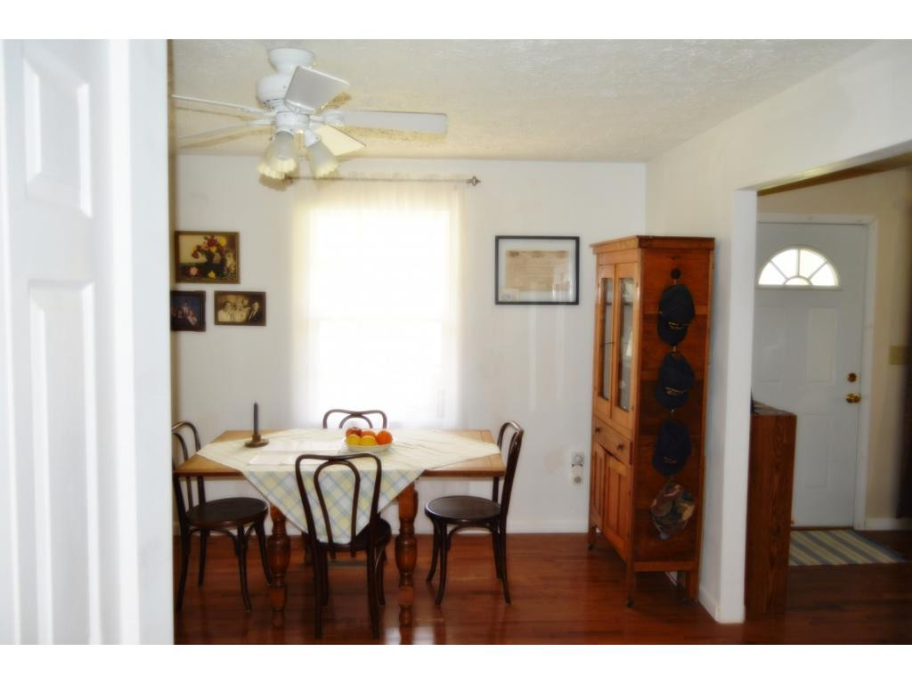 935 Simerly Creek Road Hampton, TN 37658 - Photo 5 of 19 Photo 5