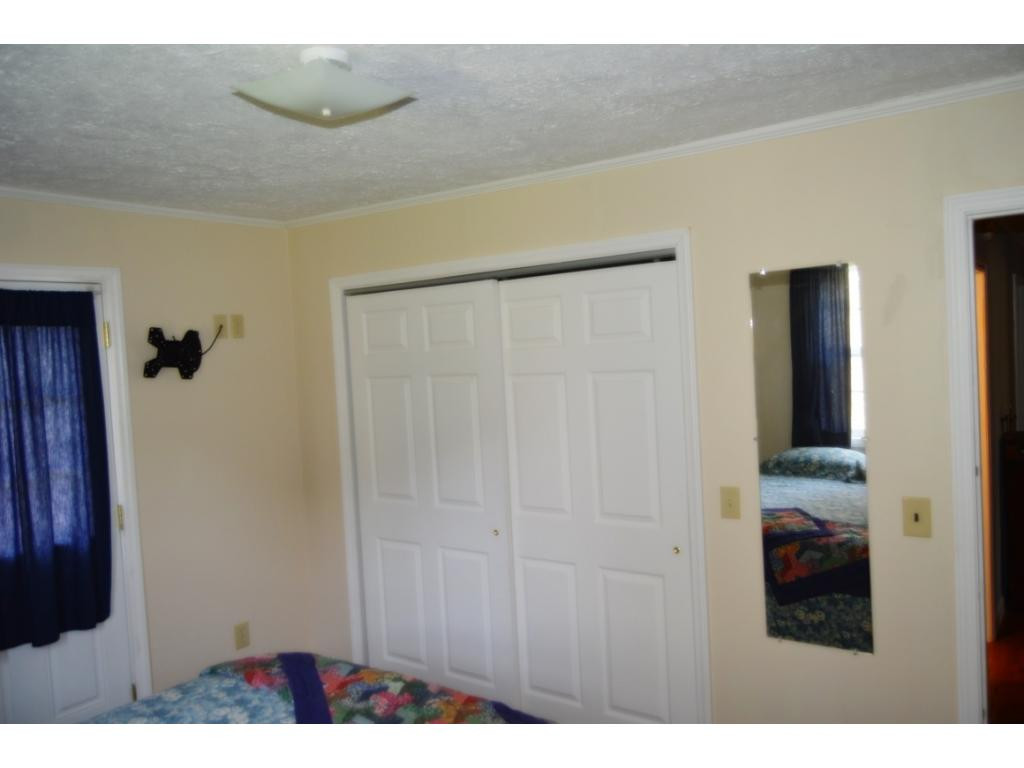 935 Simerly Creek Road Hampton, TN 37658 - Photo 10 of 19 Photo 10