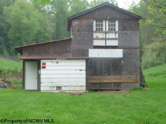 1932 Crooked Run Road Clarksburg, WV 26301 - Photo 5 of 14 Gallery Image 5
