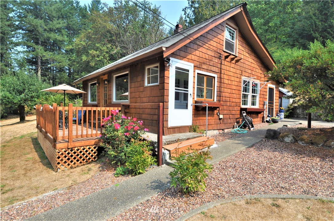 3917 Reeves Road Southwest Longbranch, WA 98351 - Photo 3 of 25 Gallery Image 3