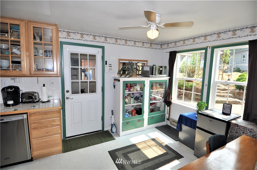 3917 Reeves Road Southwest Longbranch, WA 98351 - Photo 9 of 25 Gallery Image 9