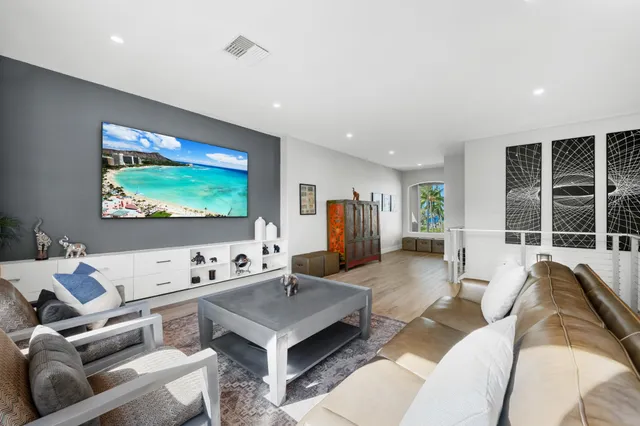 $1,998,000 | 12 Areca Place, Lahaina, HI 96761