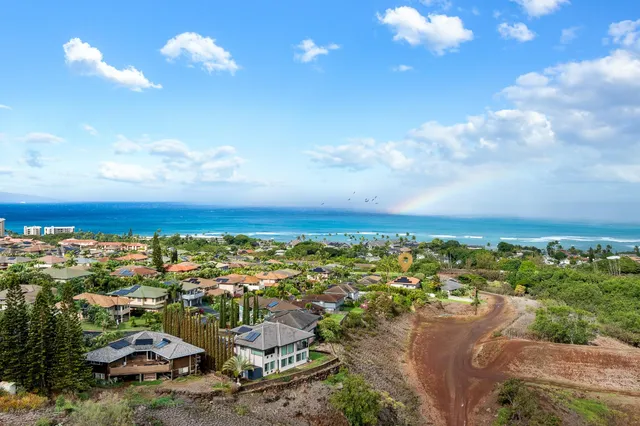 $1,998,000 | 12 Areca Place, Lahaina, HI 96761