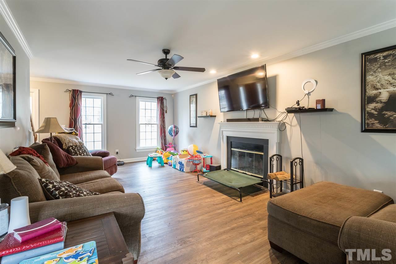 1215 Kingston Ridge Road Cary, NC 27511 - Photo 5 of 18