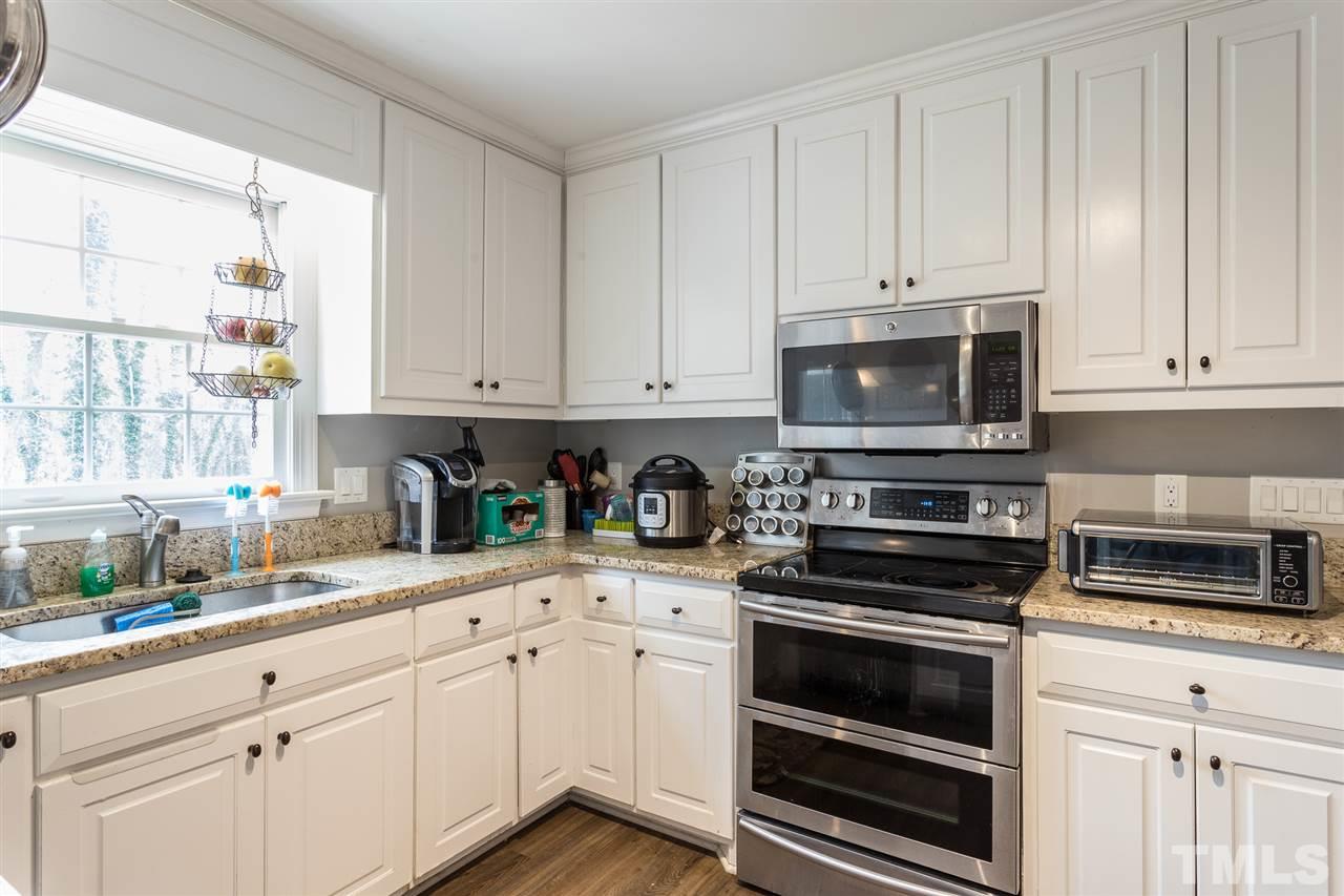 1215 Kingston Ridge Road Cary, NC 27511 - Photo 8 of 18